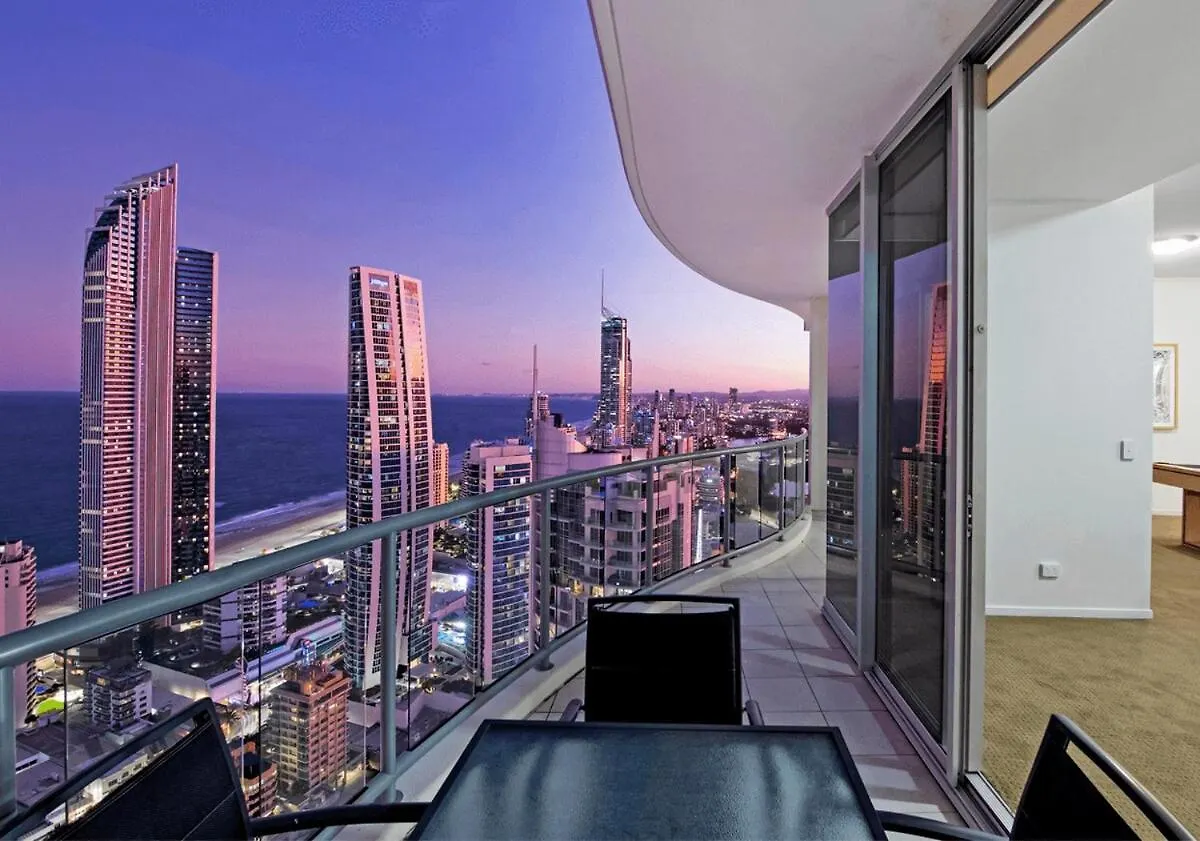 Level 45 Luxury Sub-penthouse In Towers Of Chevron *