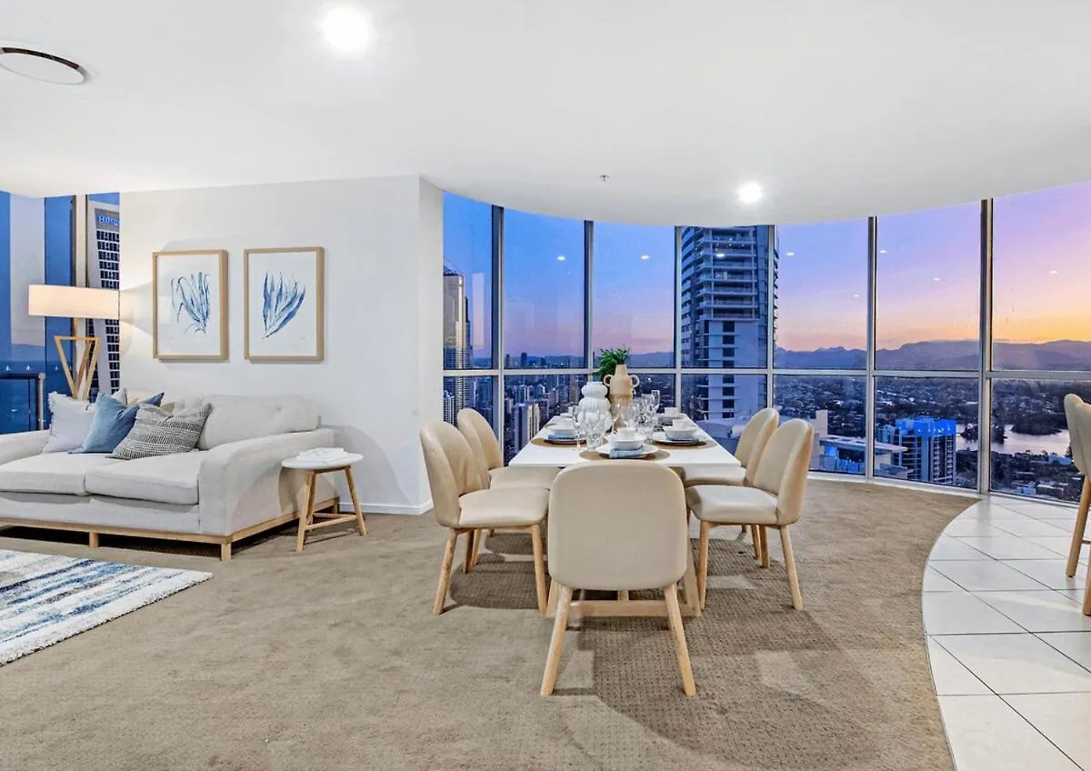 Level 45 Luxury Sub-penthouse In Towers Of Chevron Apartment