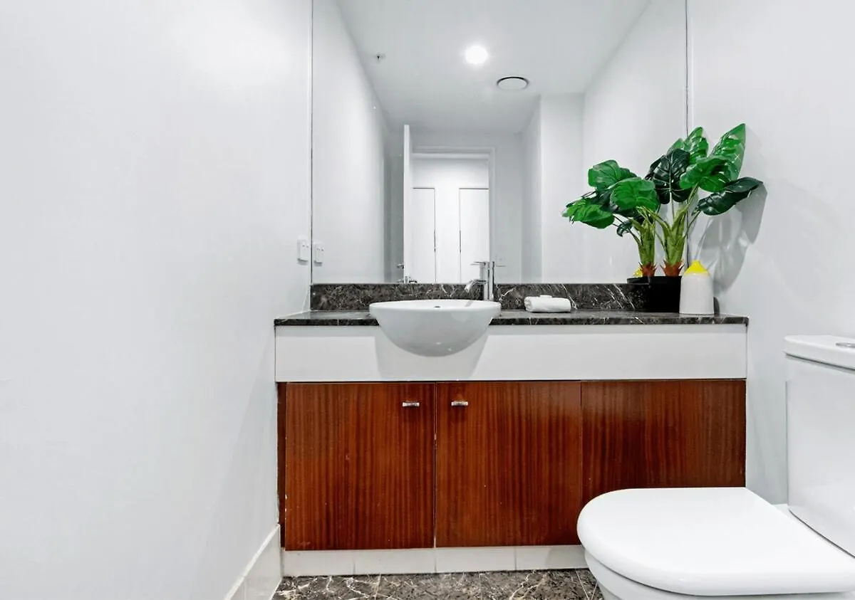 Level 45 Luxury Sub-penthouse In Towers Of Chevron Gold Coast