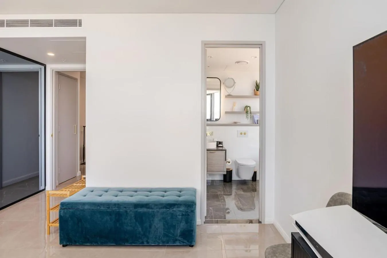 Surfers Beachside Luxury - Stunning Panoramic View * Gold Coast