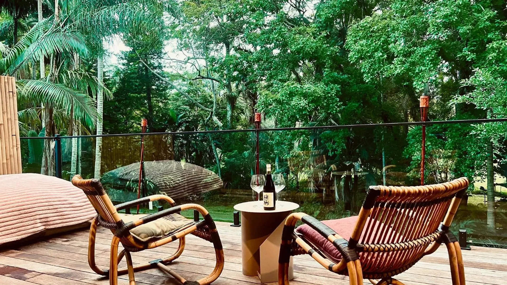 Intimate Rainforest Retreat - Adults Only Holiday home *
