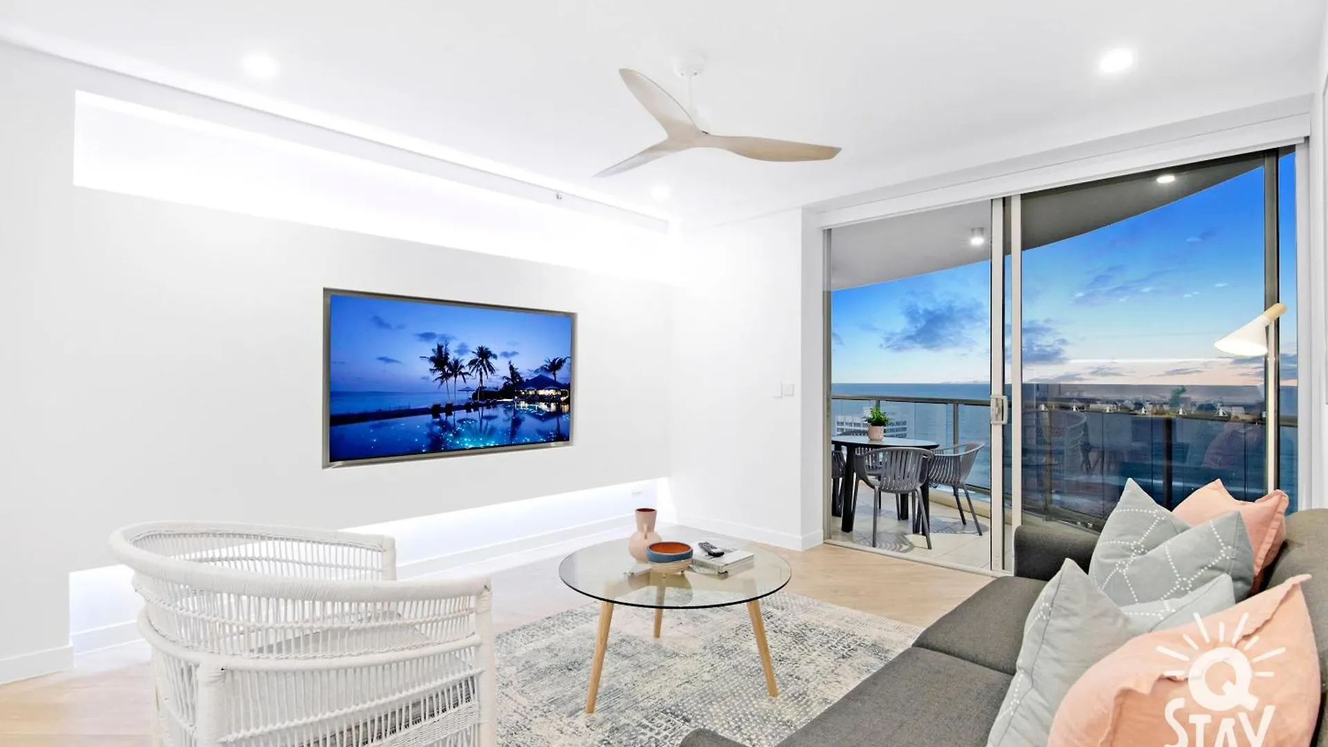 Chevron Renaissance - Qstay Apartment *