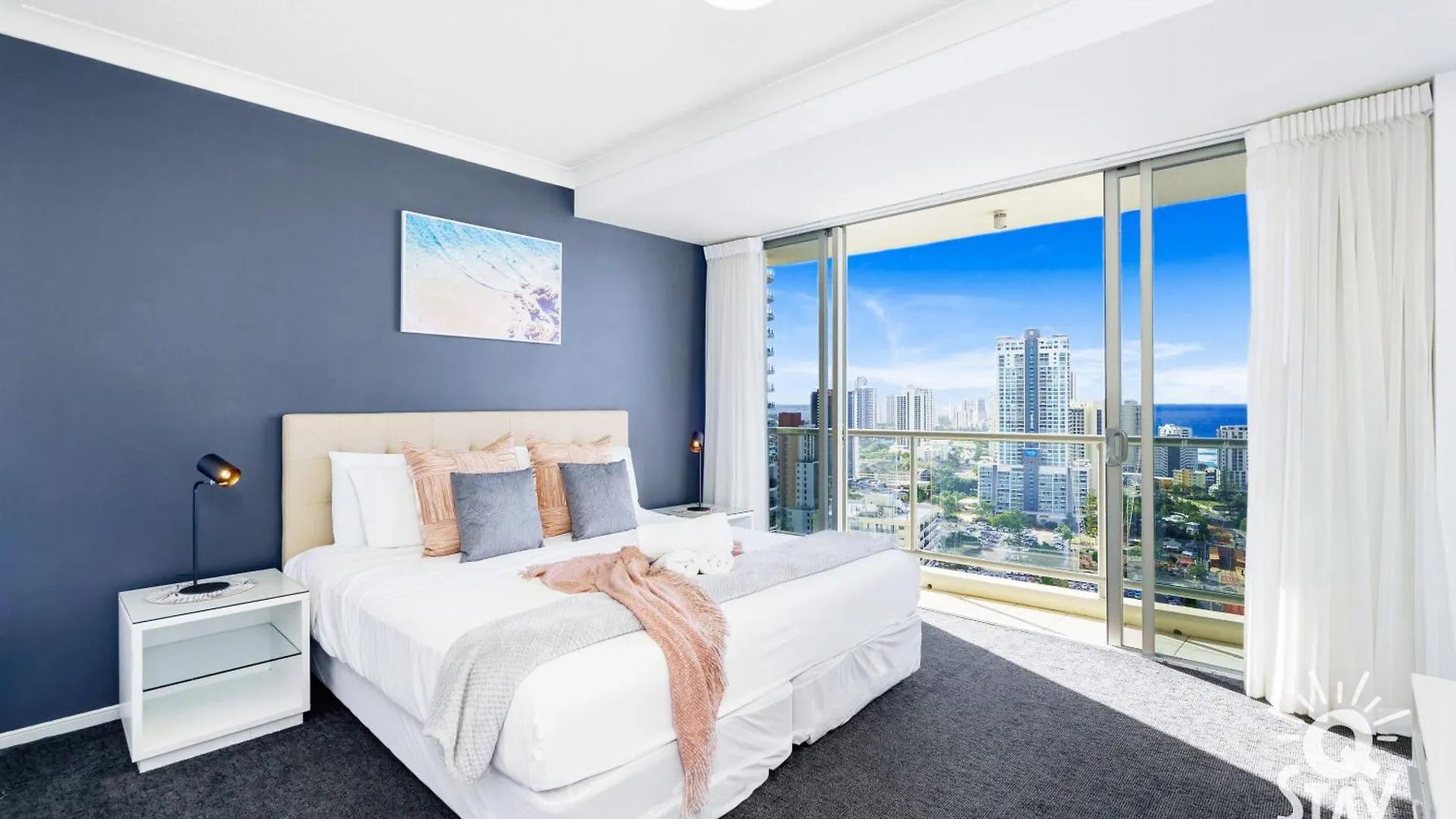 Chevron Renaissance - Qstay Apartment *