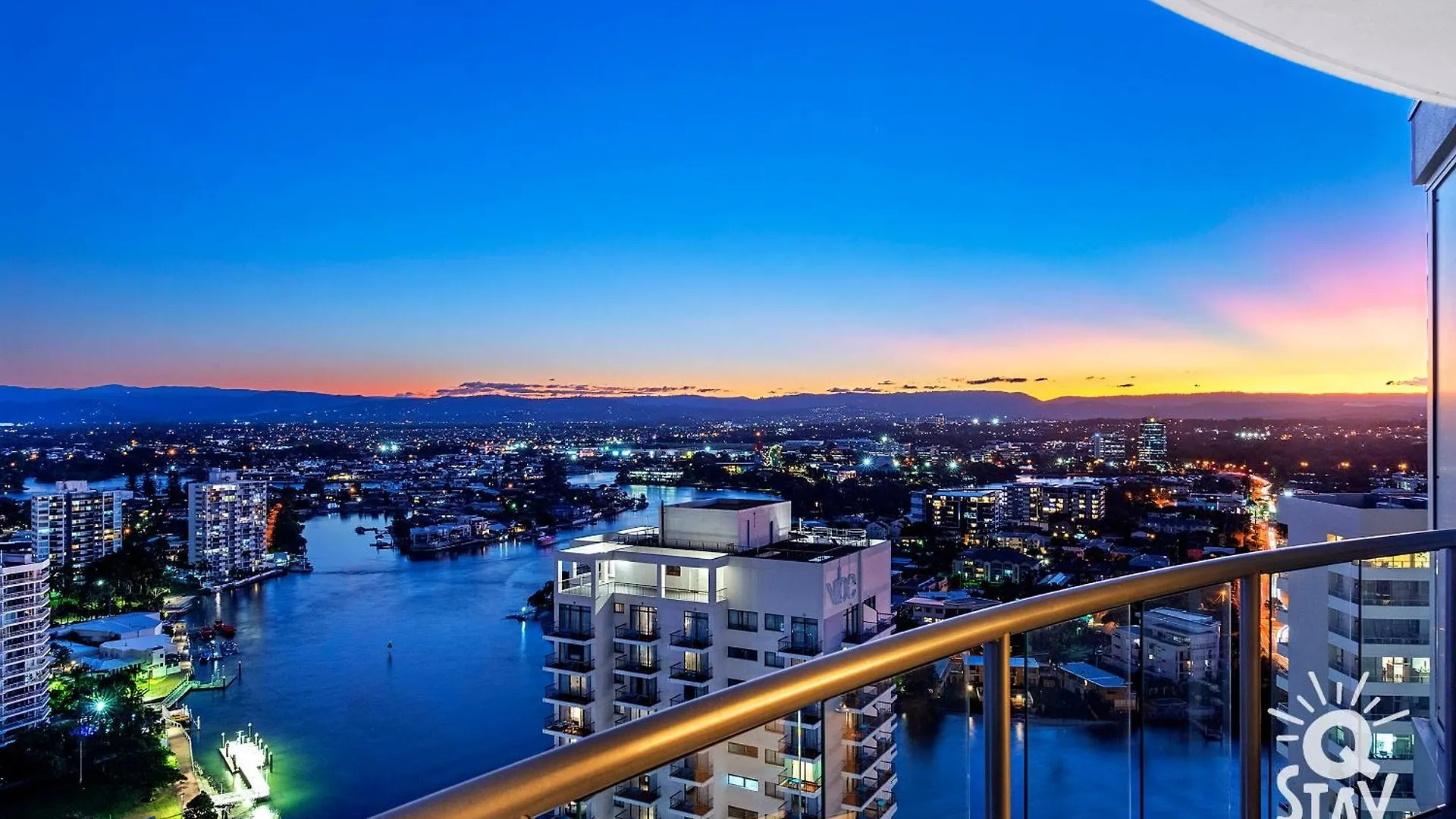 Chevron Renaissance - Qstay Gold Coast