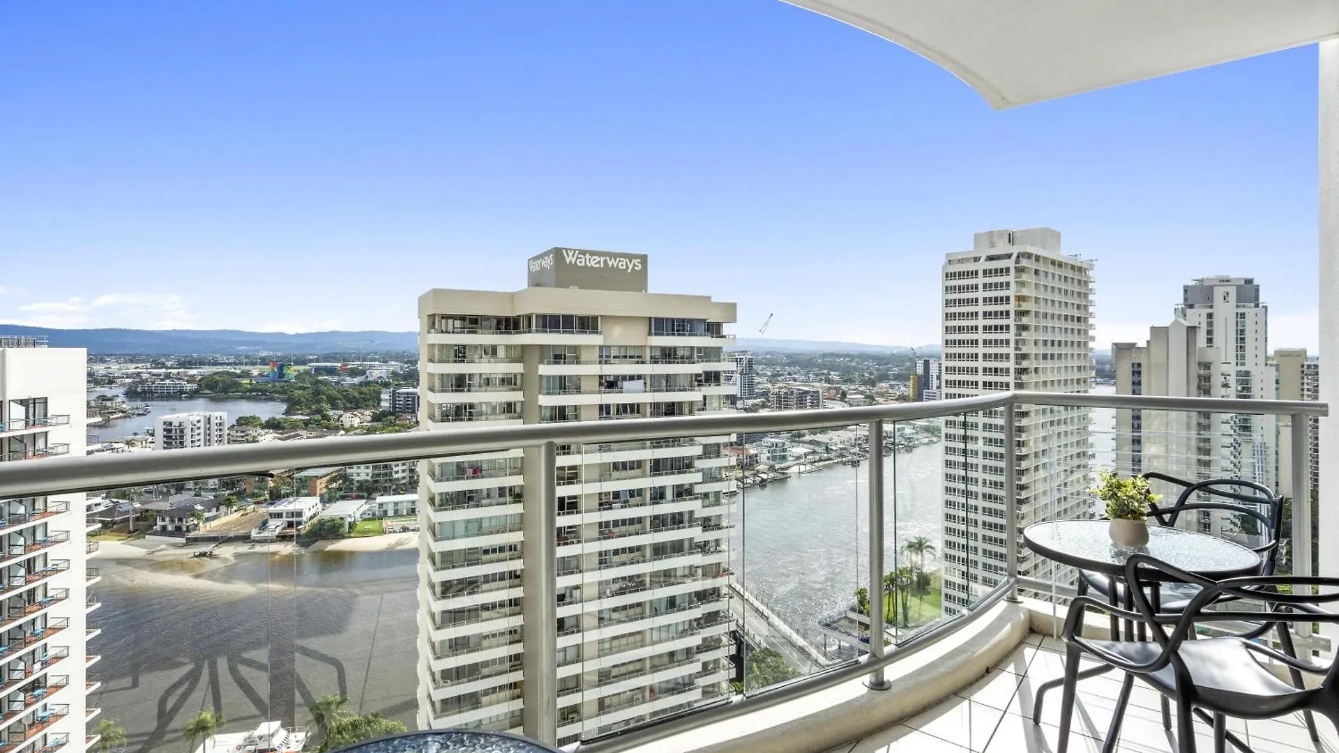 Chevron Renaissance - Qstay Gold Coast