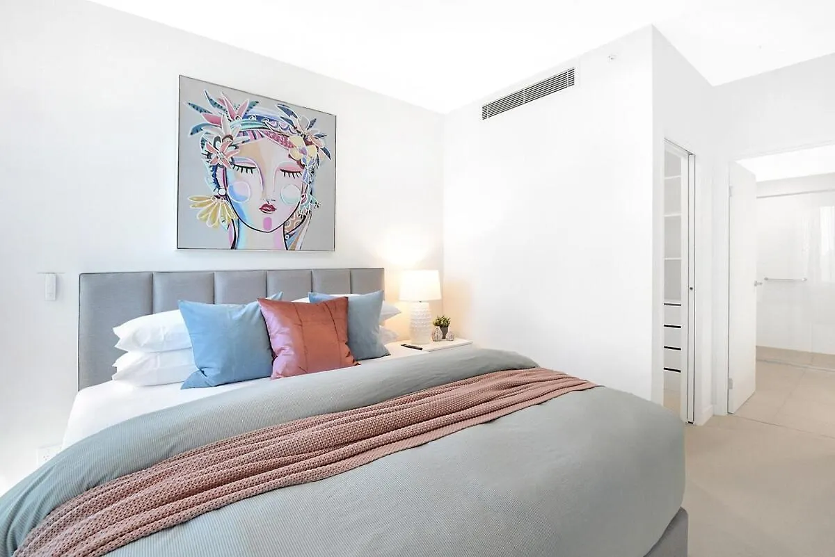 Signature L30 Ocean View * Gold Coast