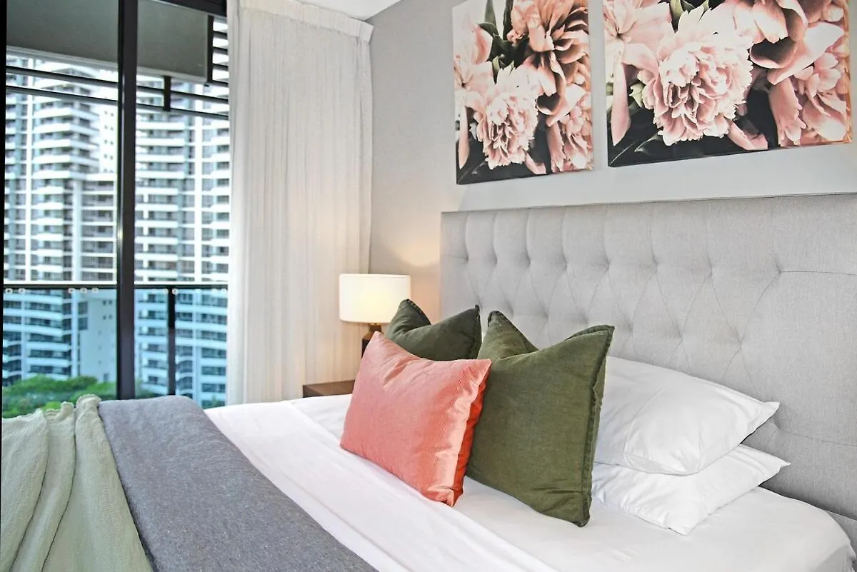 Apartment Relax At The At Oracle 21009
