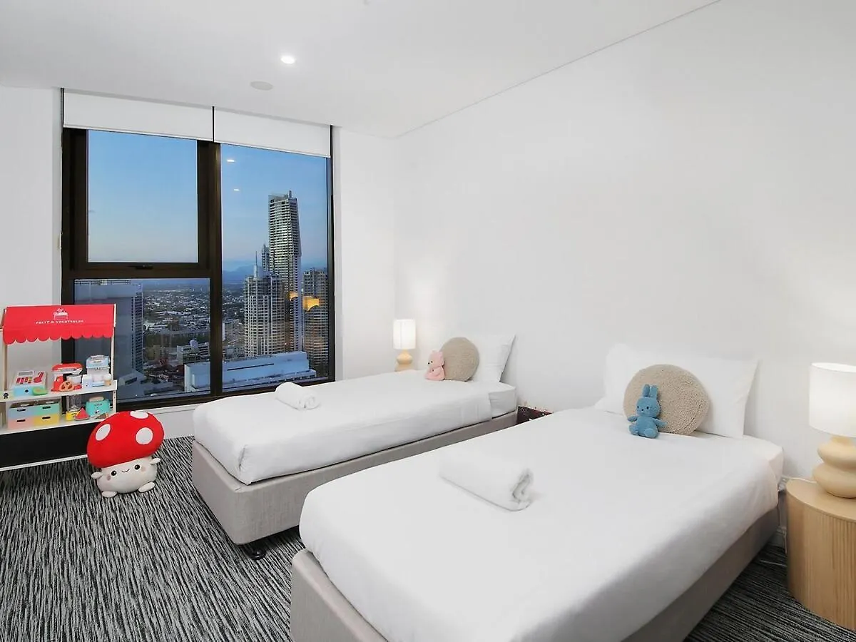 Apartment Beachfront Luxe Escape At Parking