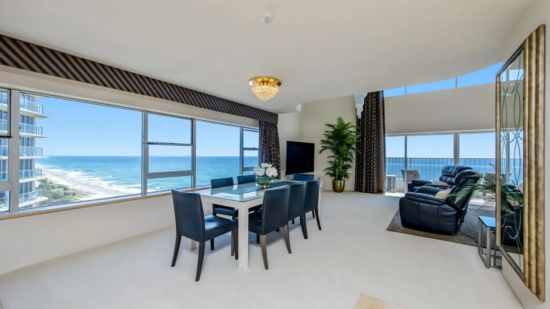 Pacific Plaza 3* Χρυσή Ακτή