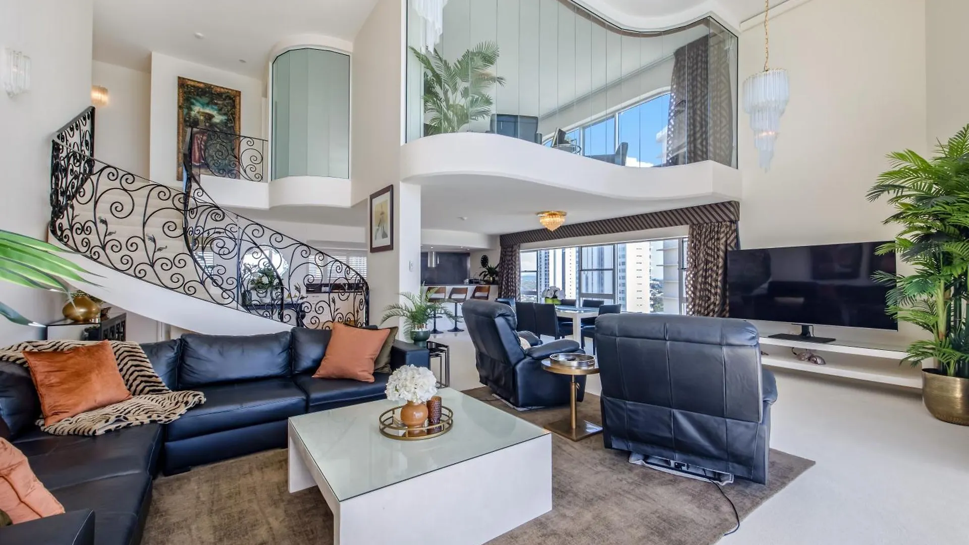 Ξενοδοχείο με διαμερίσματα Pacific Plaza 3*