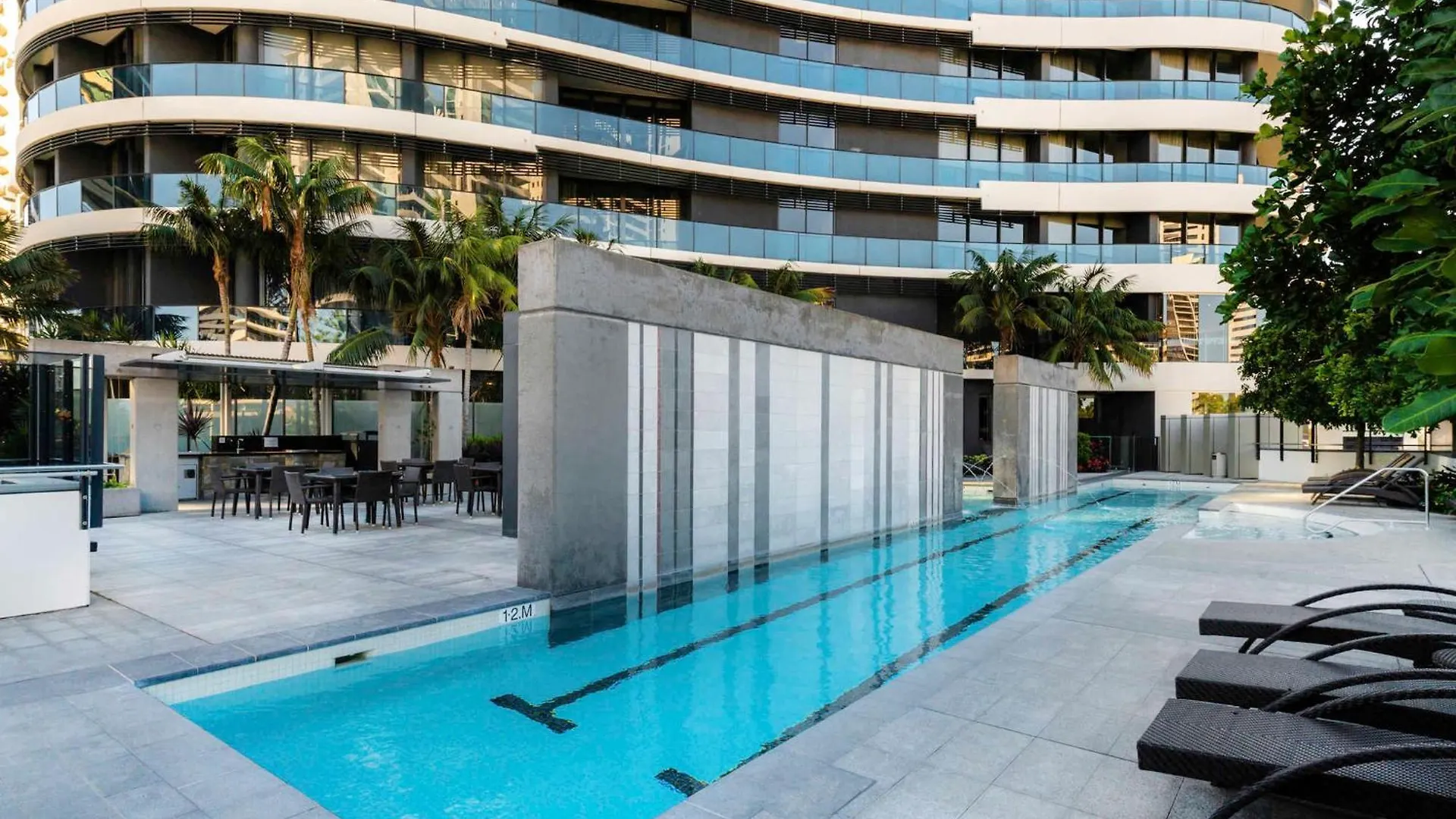 Apartment Oracle Beachfront Broadbeach *