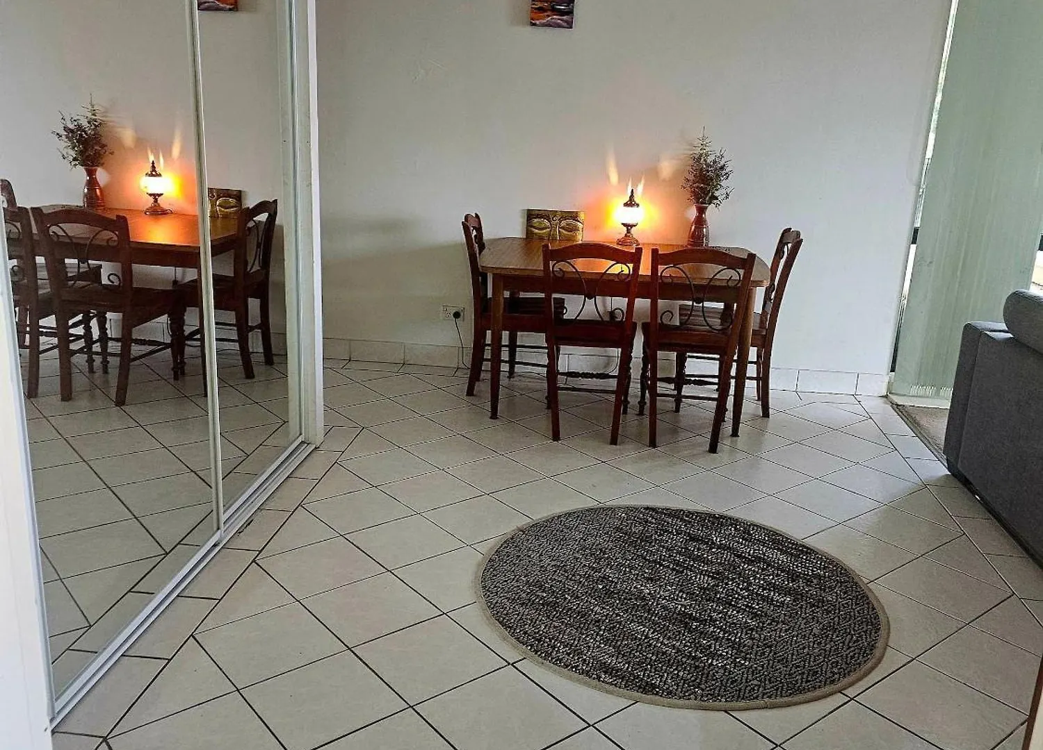 Bask In Luxury Apartment Gold Coast