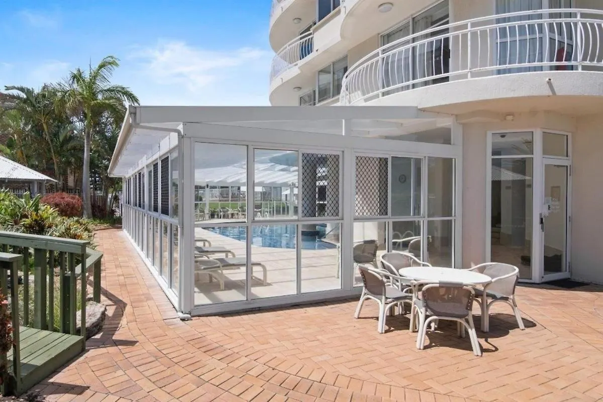 Ocean View Coastal Haven In Burleigh Heads Gold Coast