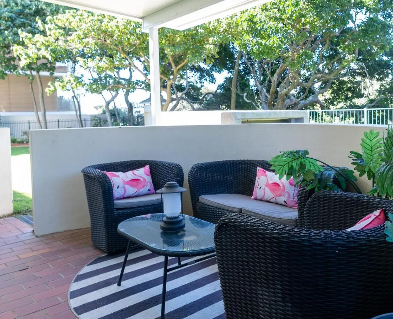 Beachside Beauty At Burleigh Pavilion!
