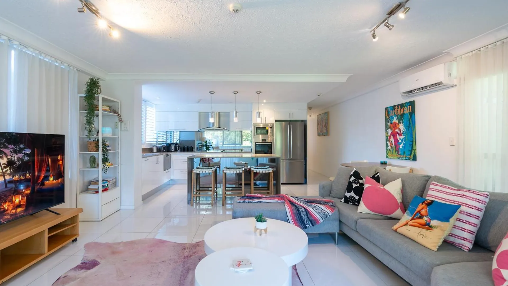 Beachside Beauty At Burleigh Pavilion! Apartment