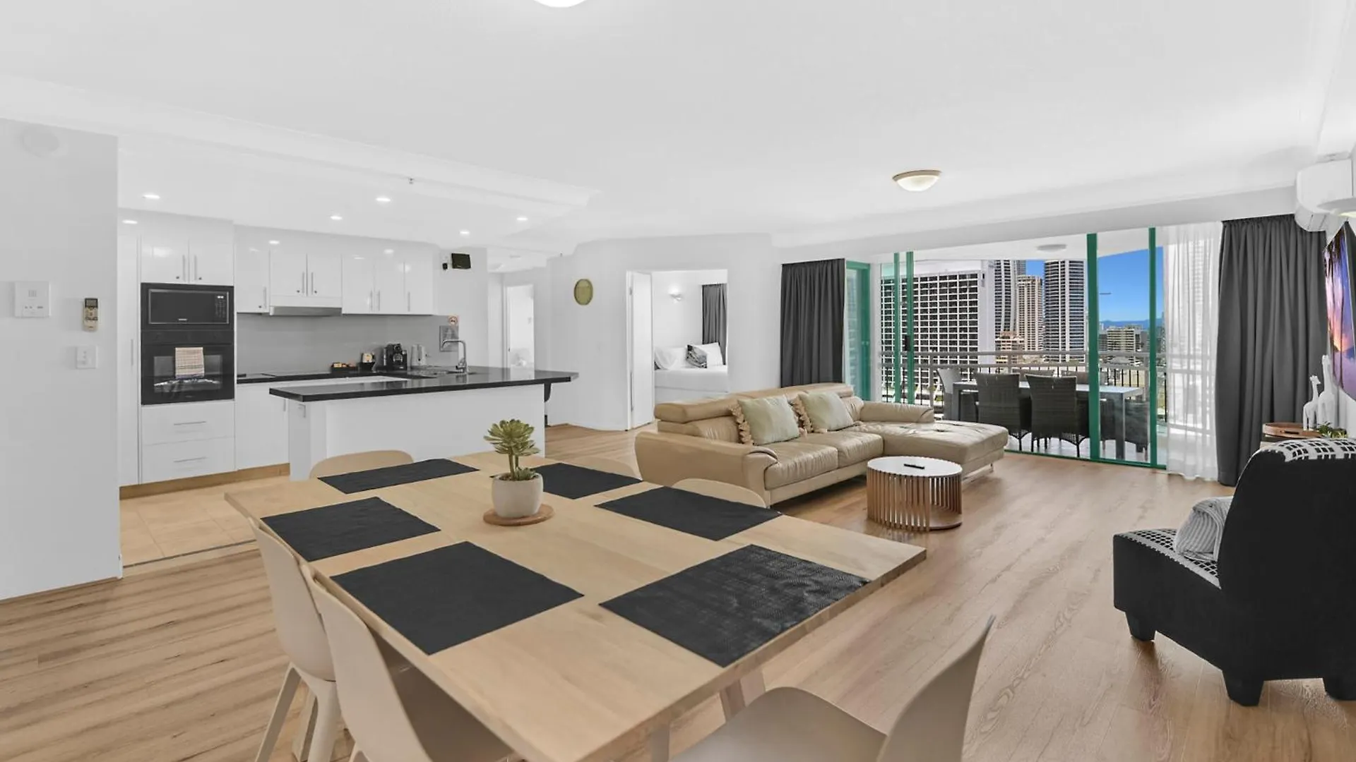 Crown Tower By Serain Residences Apartment *