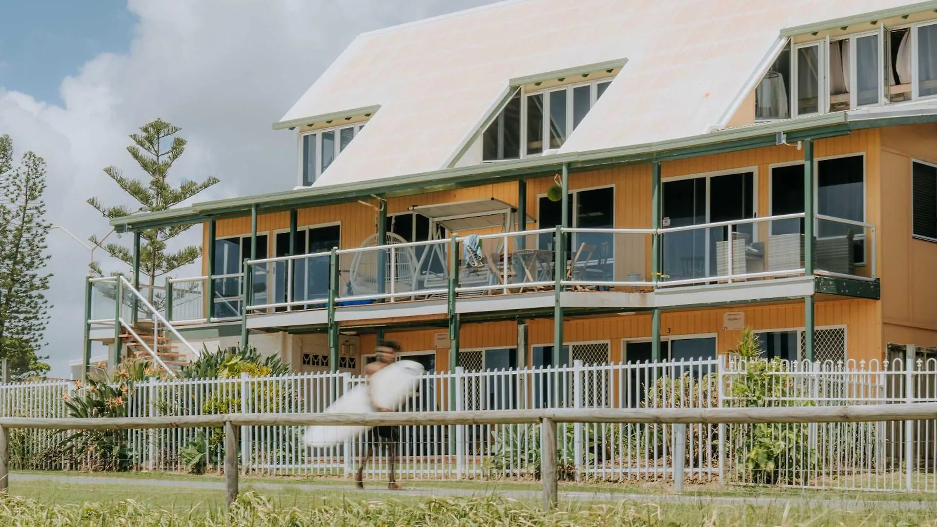Brigadine Tugun, Unit 2 Apartment *