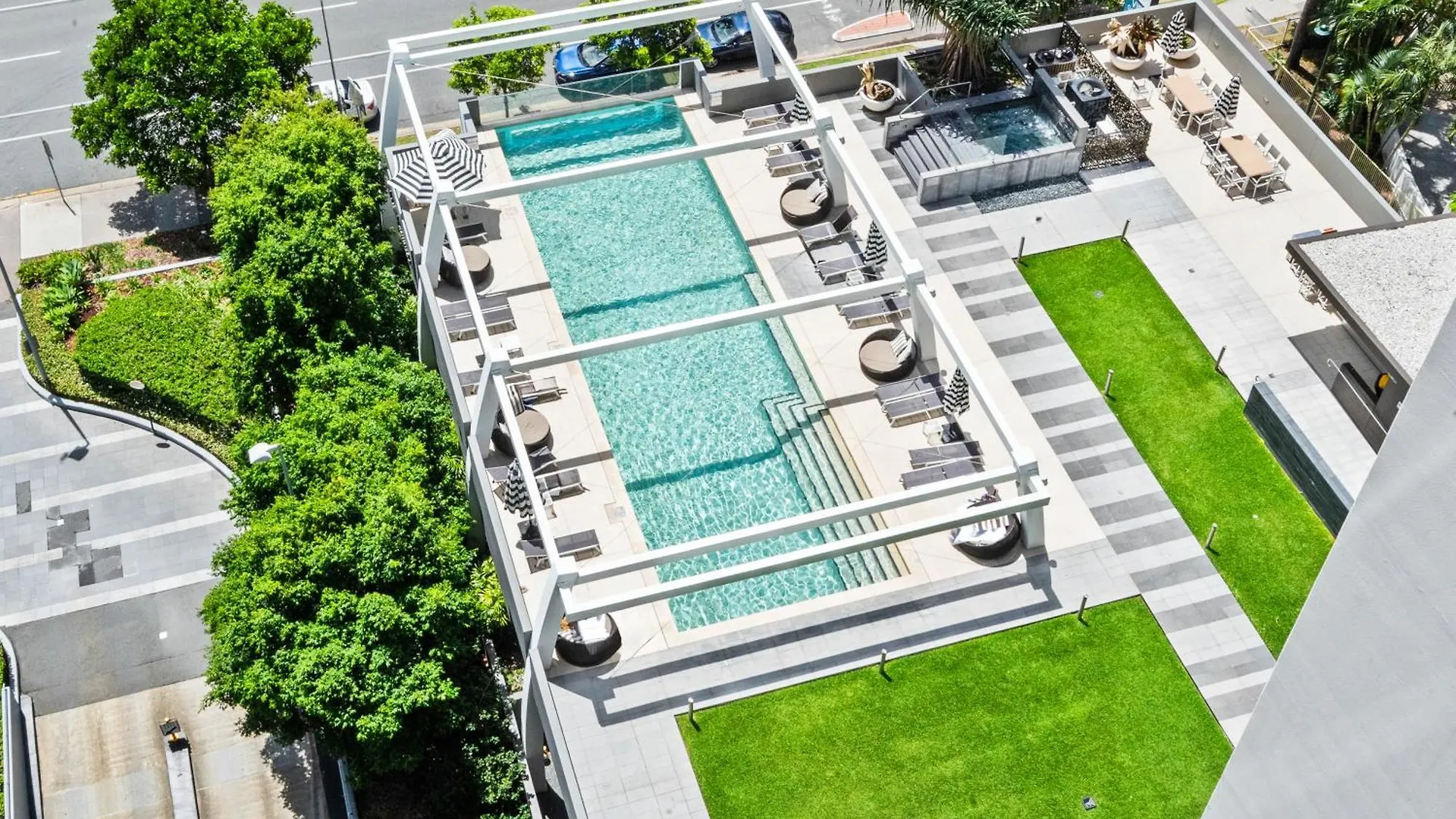'Beachside Glow' Gleaming Getaway On The Gold Coast Apartment Gold Coast