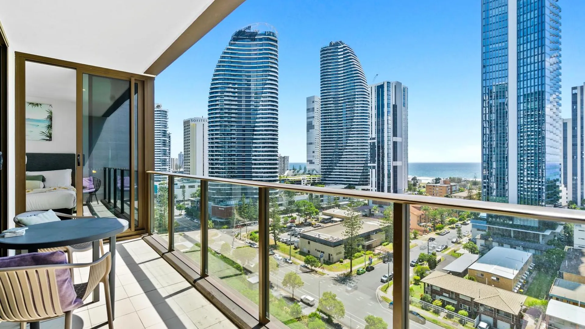 Apartment 'Beachside Glow' Gleaming Getaway On The Gold Coast Gold Coast