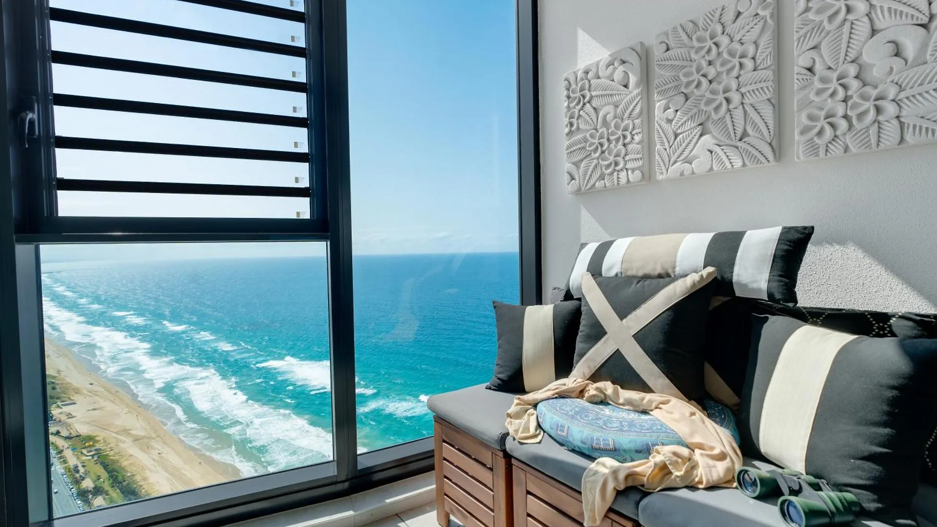 D-ocean Retreat Modern 3-bedroom Gold Coast