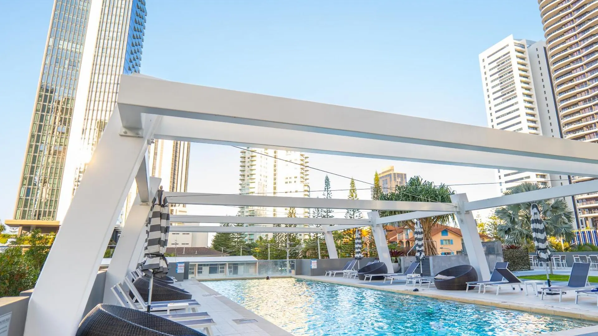 Special Deal! 2br In Heart Of