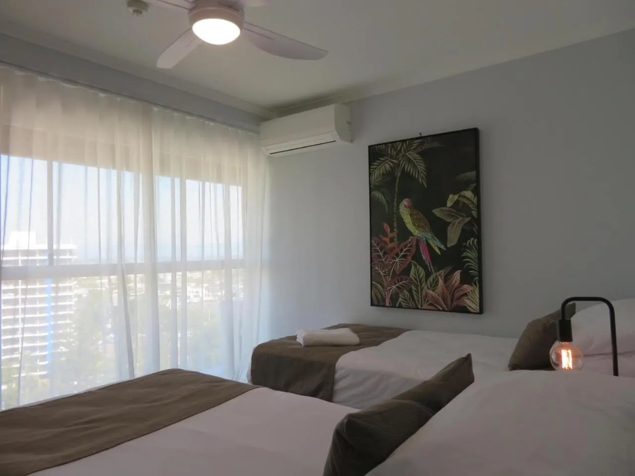 Aparthotel Surfers Beachside