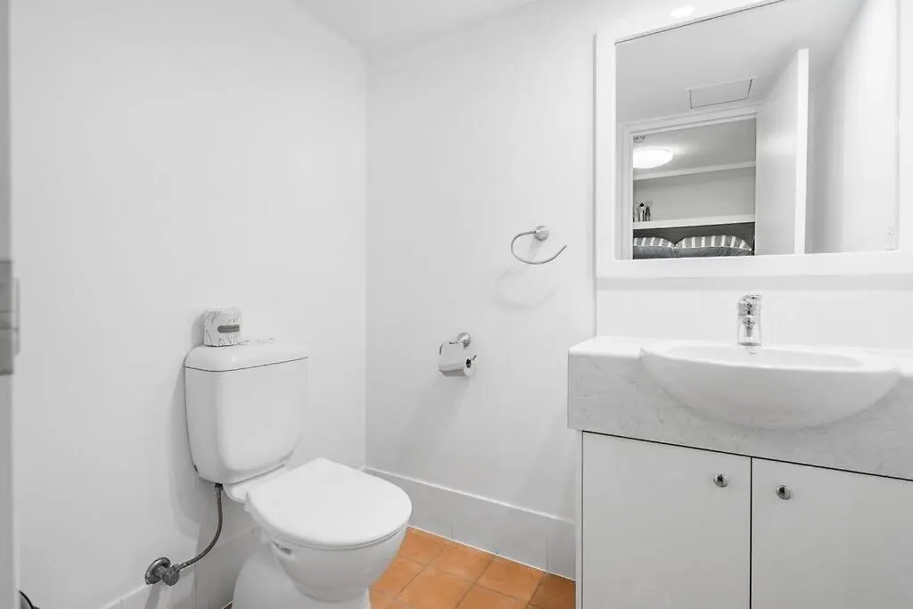 The Rocks Unit 2i Apartment Gold Coast