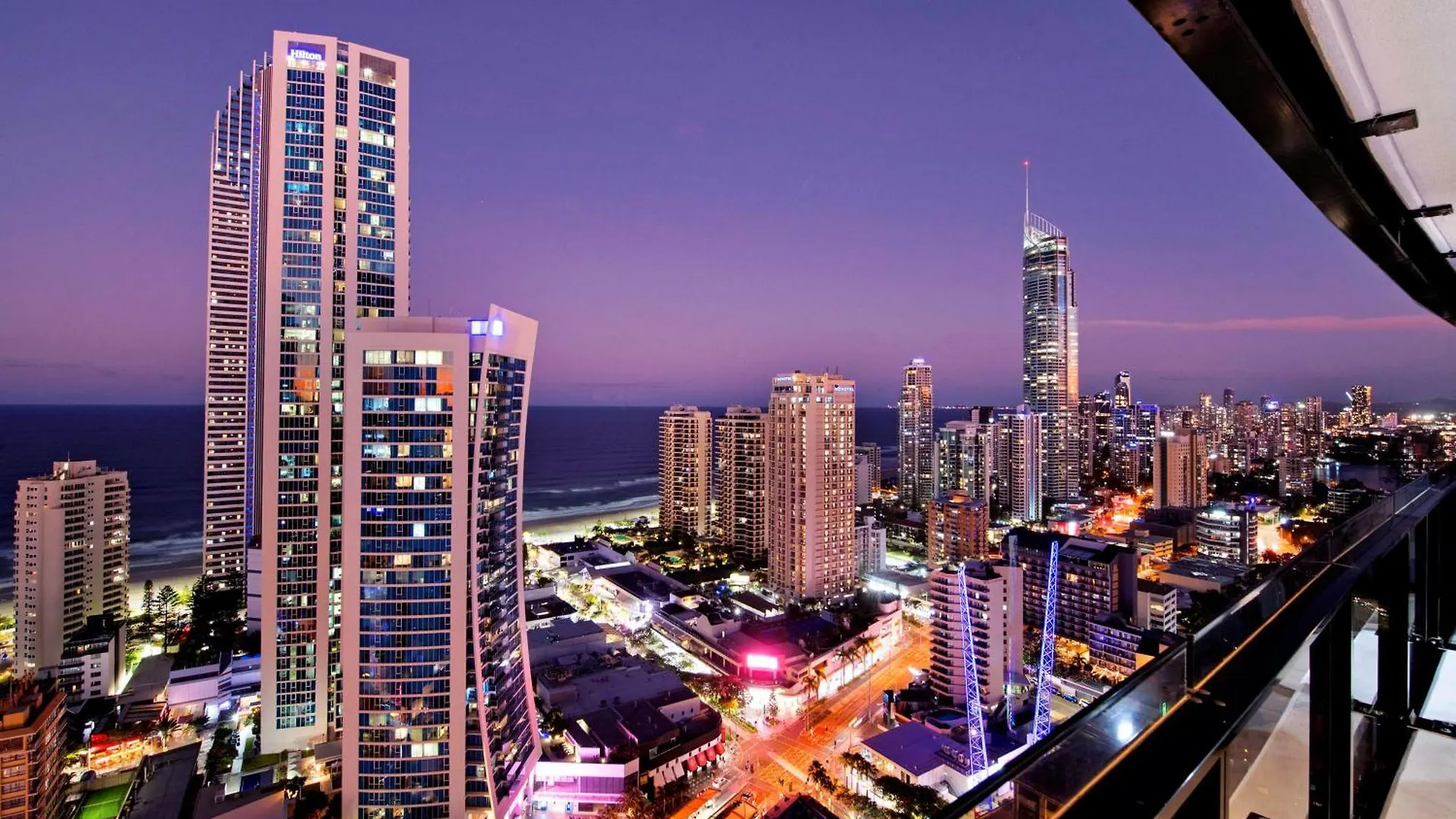 Ocean Views! - One Bedroom With - From Level 9 - Circle On Cavill - Self Contained & Privately Managed - Wow Gold Coast