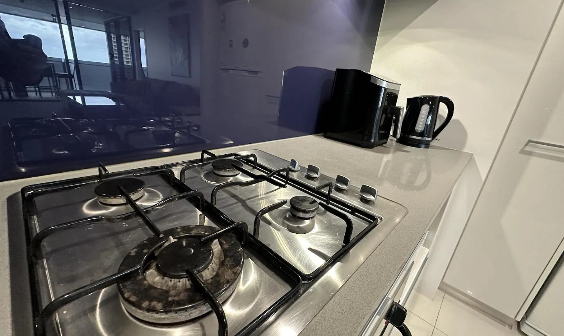 Beachview Surfers 2bd Lux
