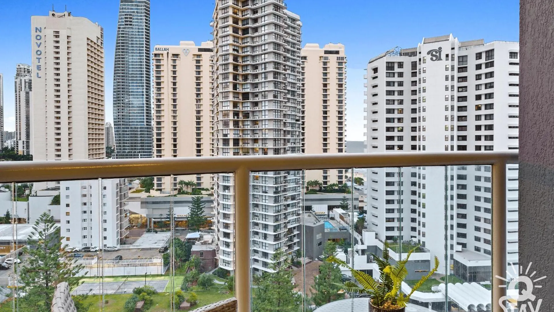 Legends - Qstay Gold Coast