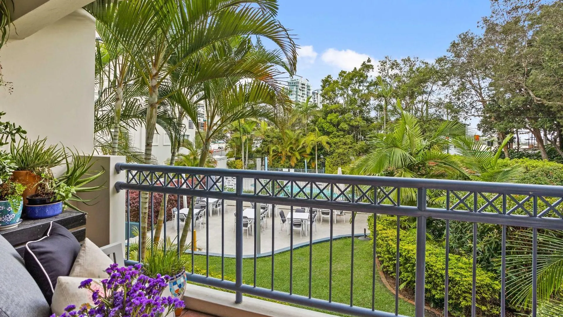 Bella Mare Coolangatta Beachside Aparthotel