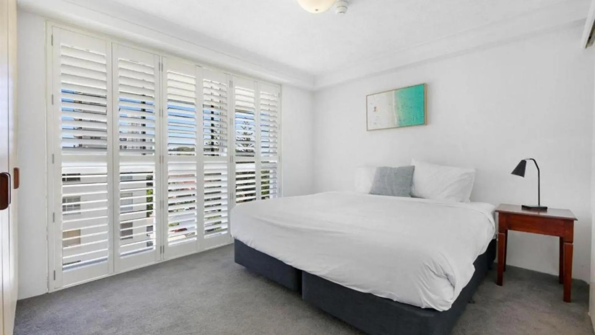 Ocean Front Breeze At Cashelmara *