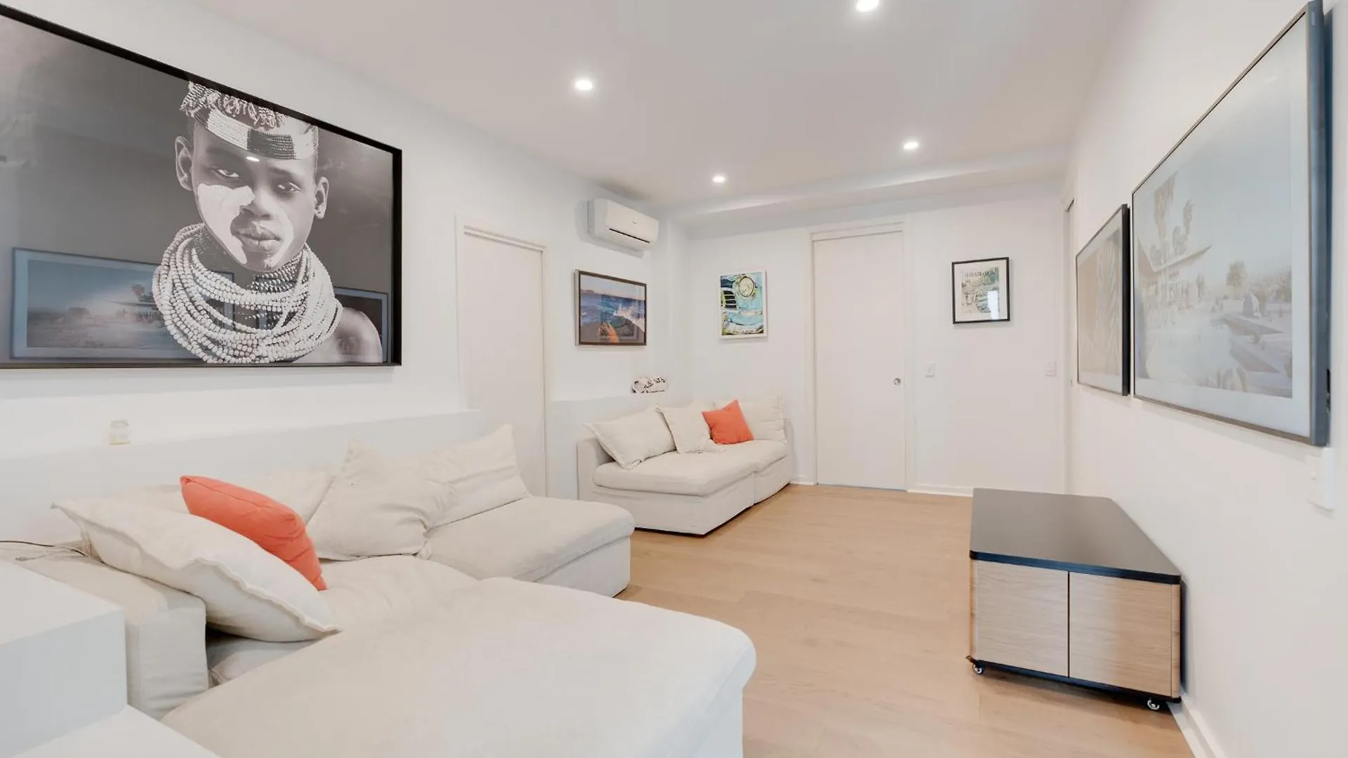 Christmas Special! Spacious 4-br Family Oasis Holiday home *