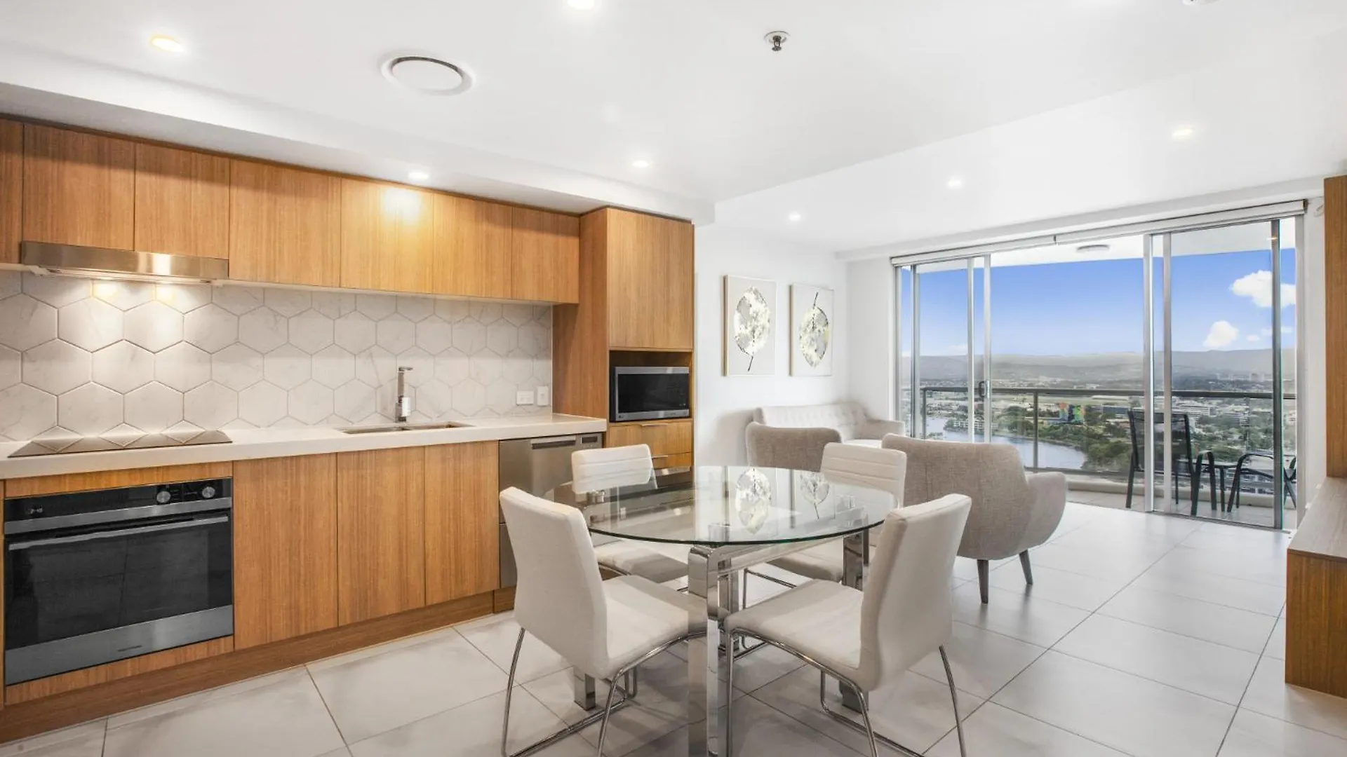 Chevron Renaissance 2 Bed By Vaun דירה גולד קוסט