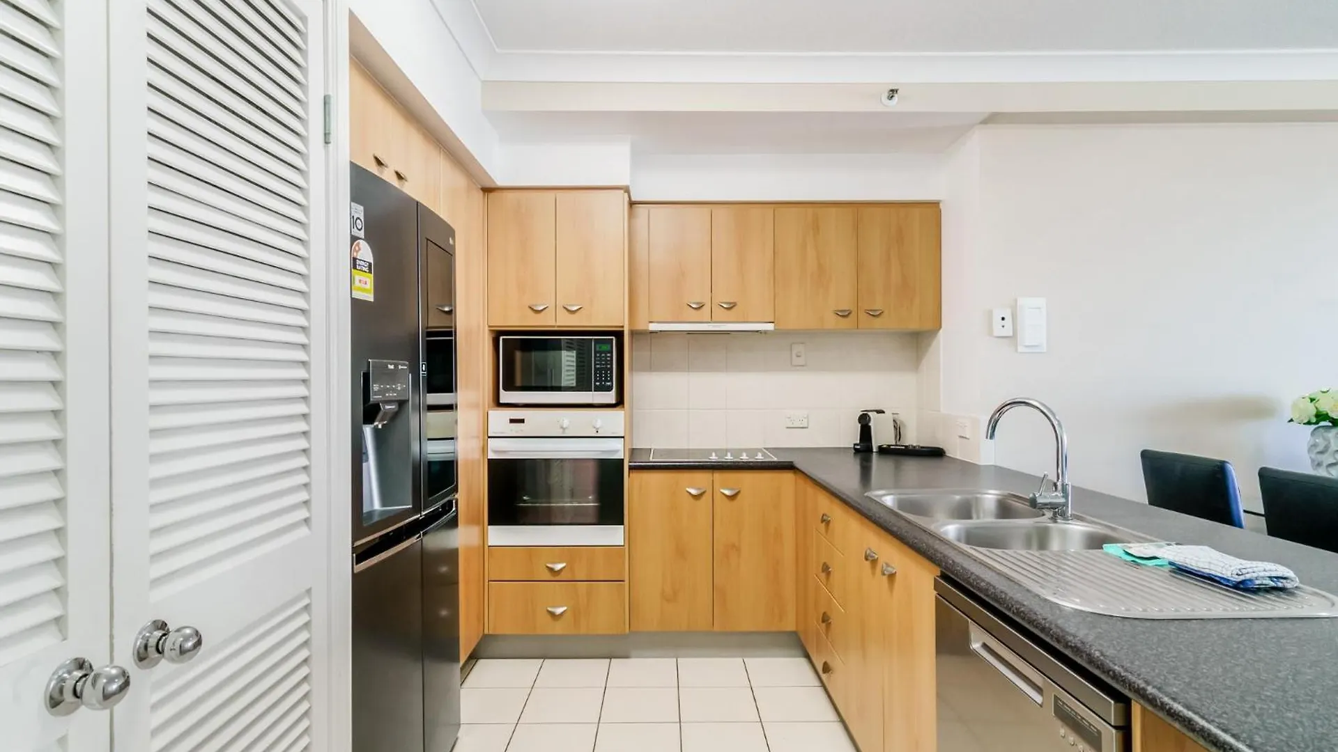 Ocean View 2-bed With Pools, Spa, Sauna, Gym & Bbq * Gold Coast