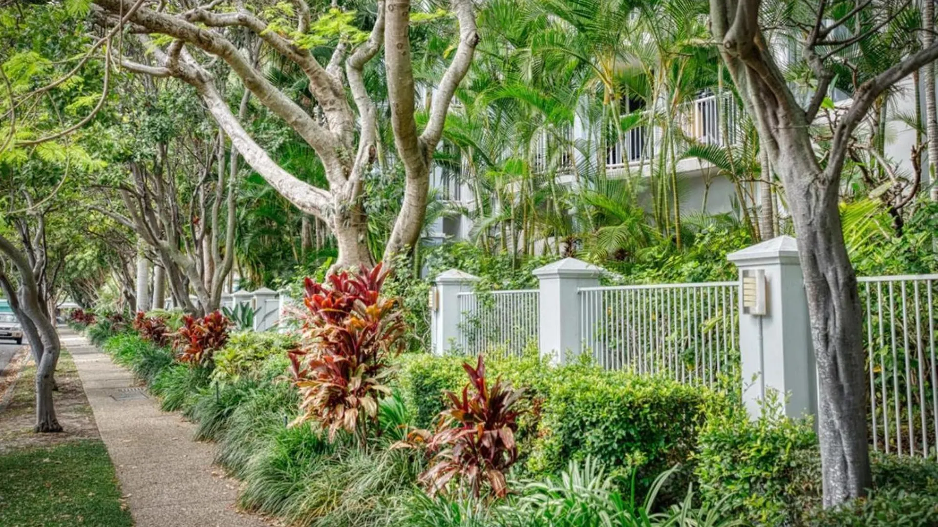 Ocean View 2-bed With Pools, Spa, Sauna, Gym & Bbq *