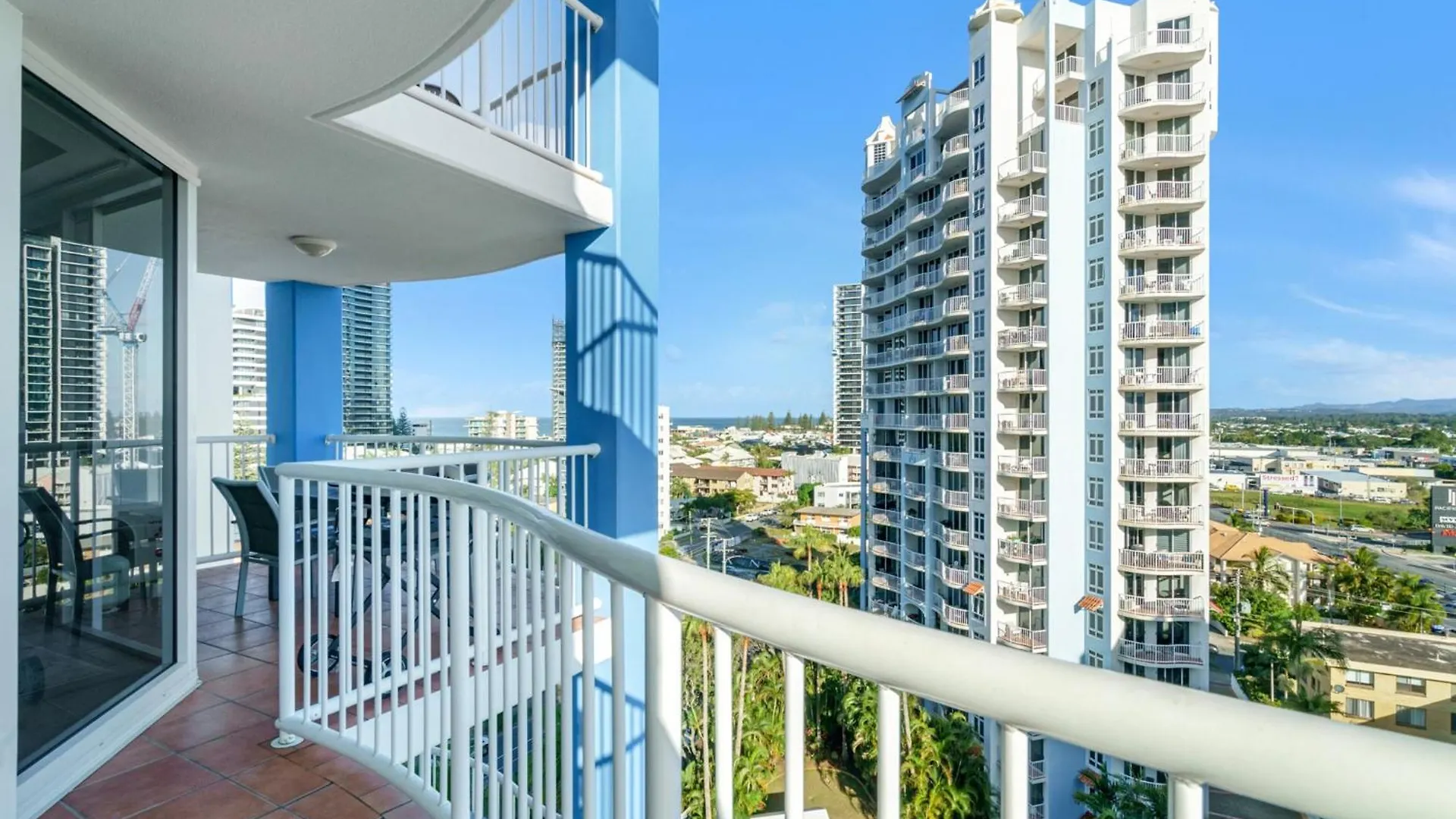 Ocean View 2-bed With Pools, Spa, Sauna, Gym & Bbq Gold Coast