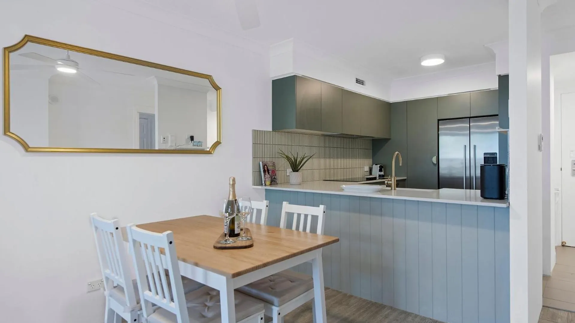 Bel Air Modern 1 Bedroom - Coasthm Apartment
