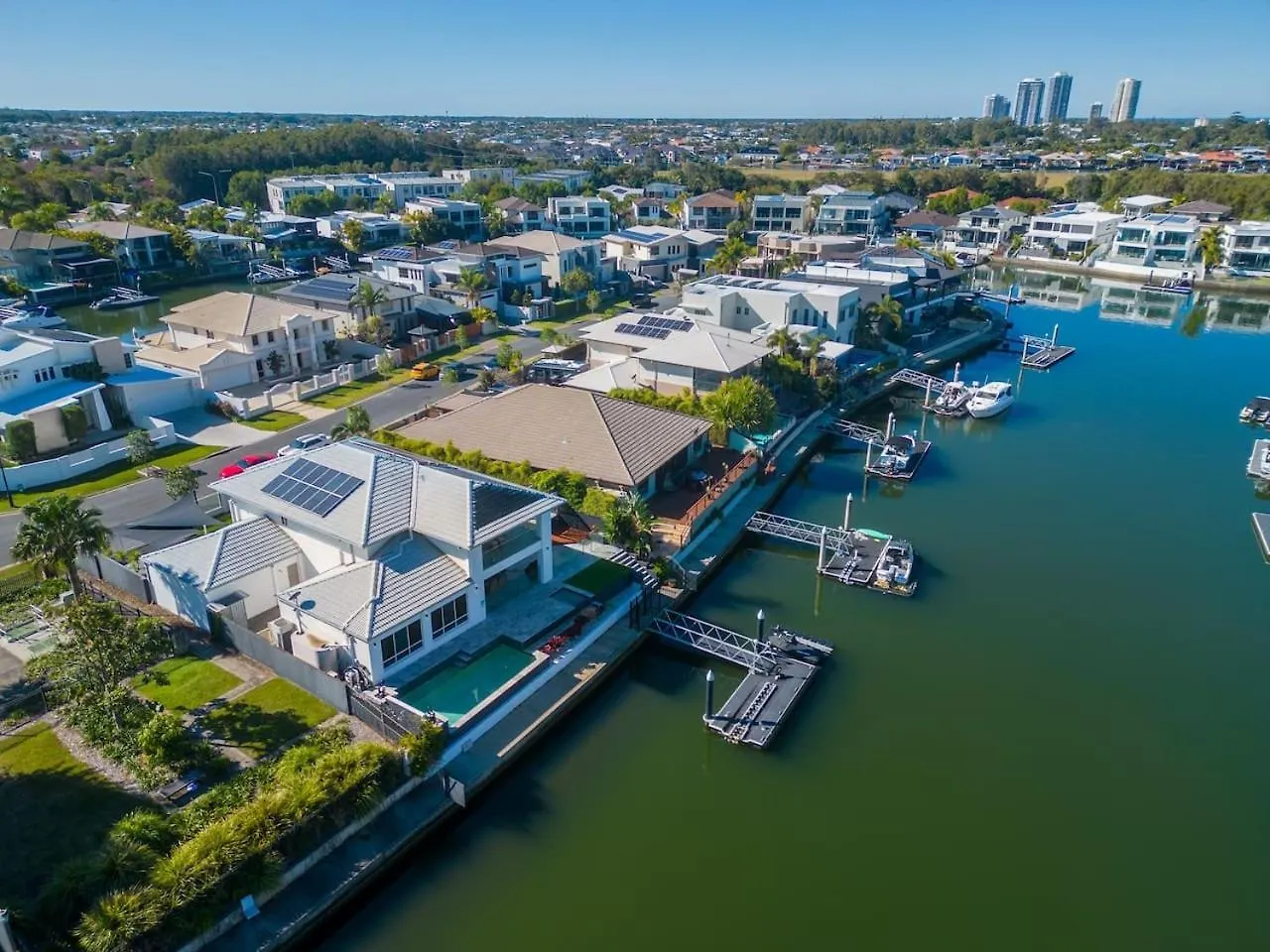 Holiday home North Quay Waterfront Family Pool *
