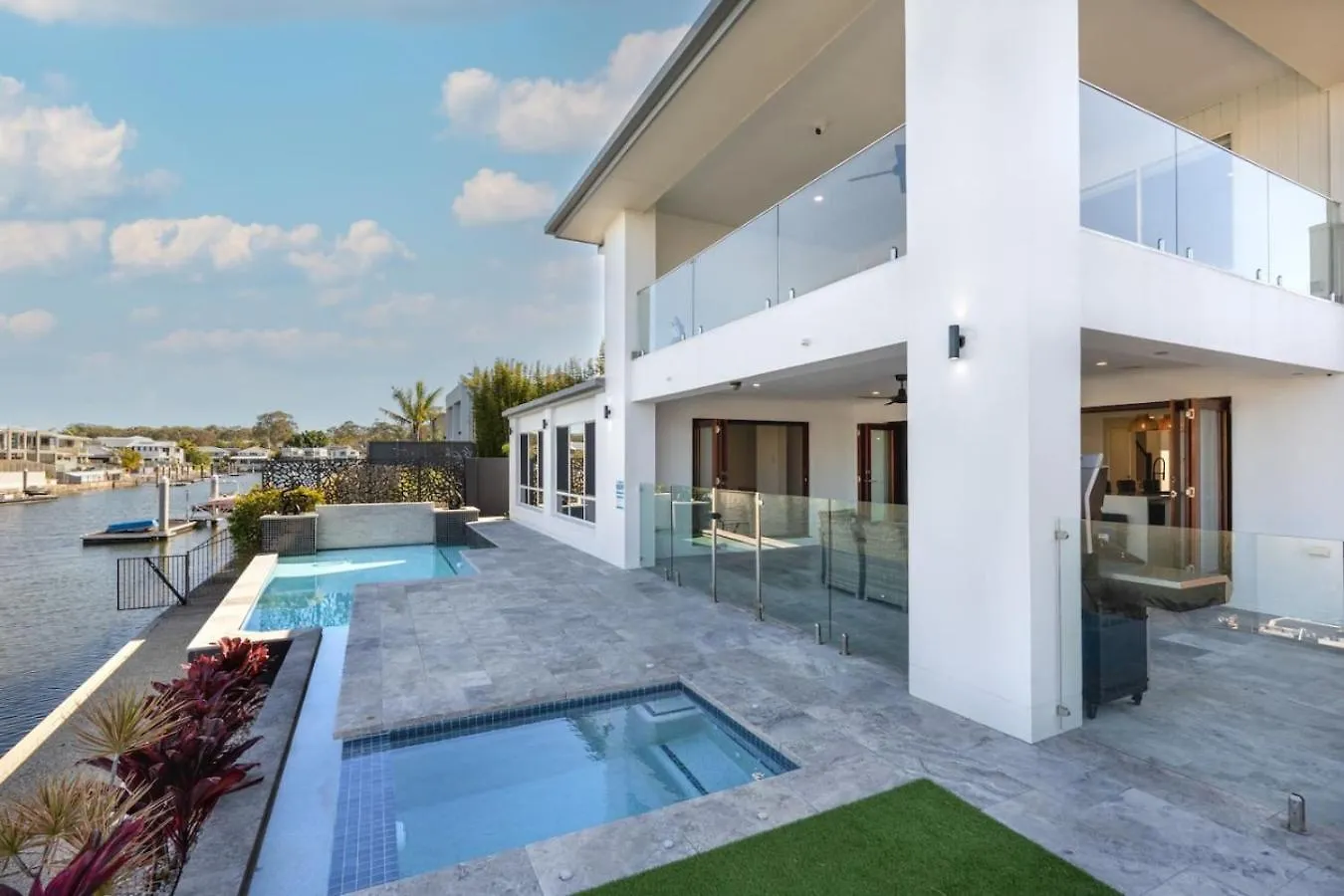 Holiday home North Quay Waterfront Family Pool