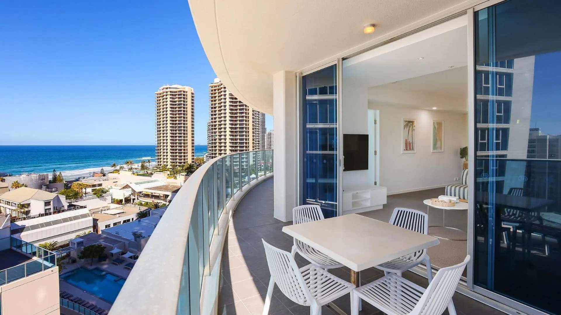 Number 1 H Residences - Wifi, Parking & By Holidays * Gold Coast