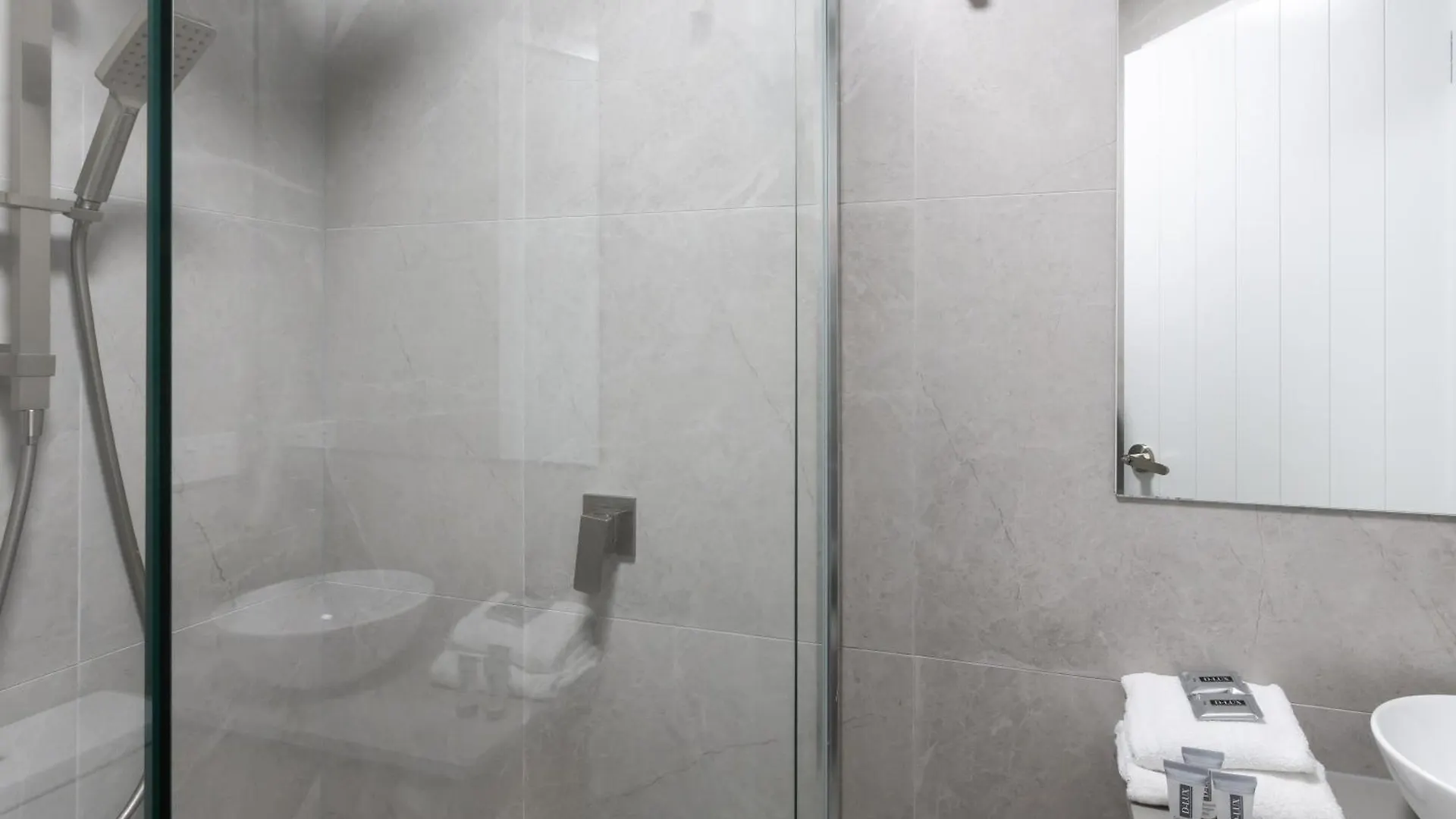 The Laneway By Burleigh Letting Company * Gold Coast