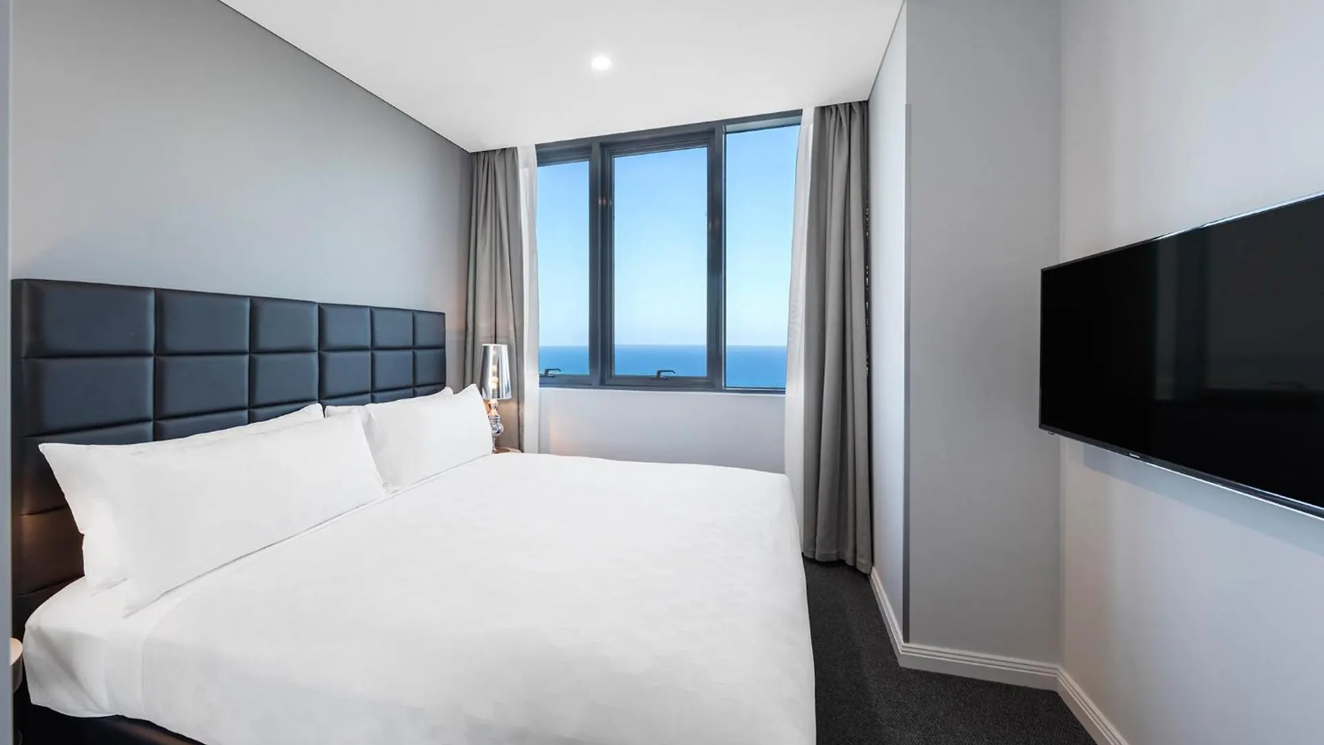 Meriton Southport 5* Gold Coast