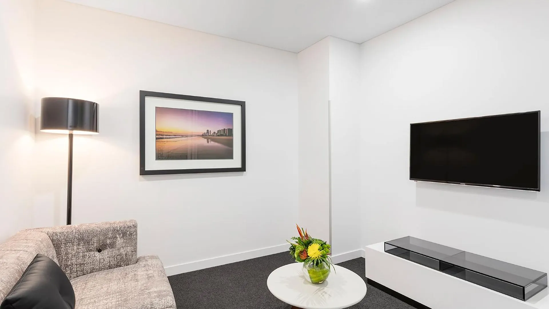 Hotel Meriton Southport
