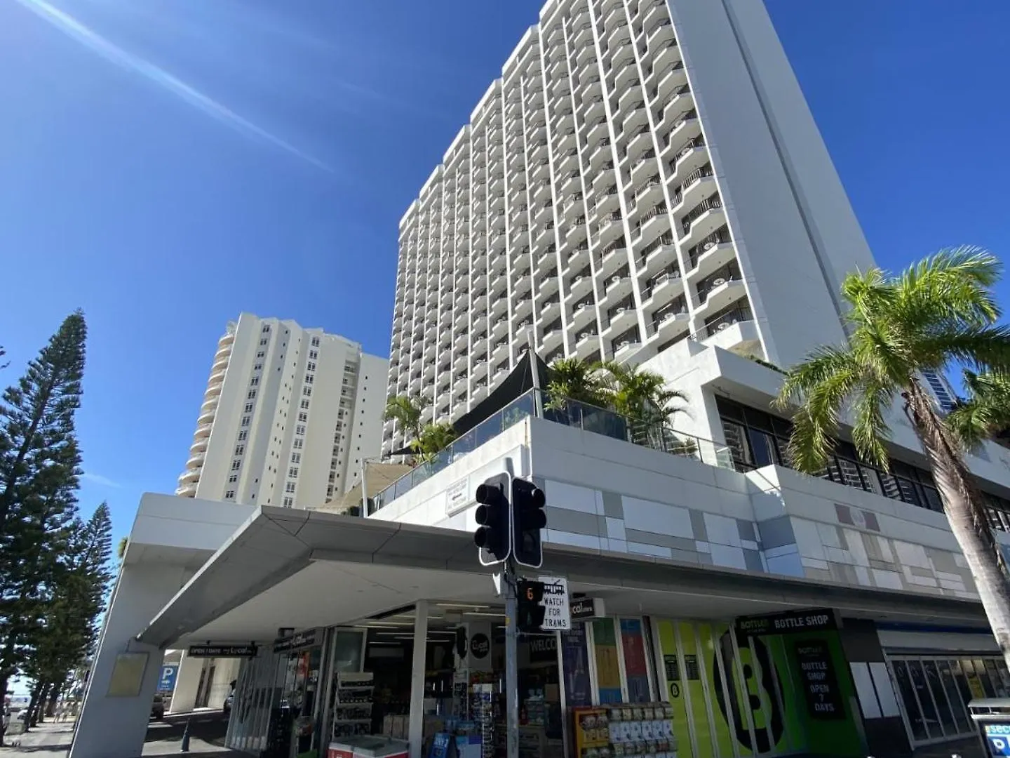 Sea View Heart Of Surfers Paradise Hotel