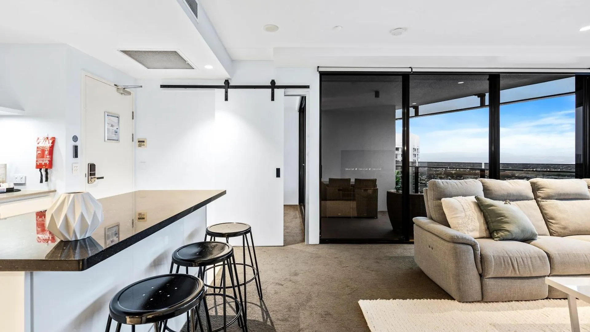 Two Bedroom Self Contained - Circle On Cavill - Privately Managed Apartment *