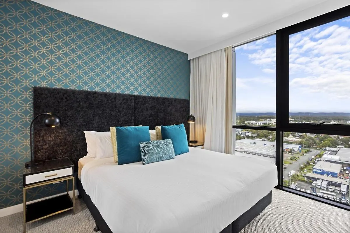 Southport Lux Floor * Gold Coast