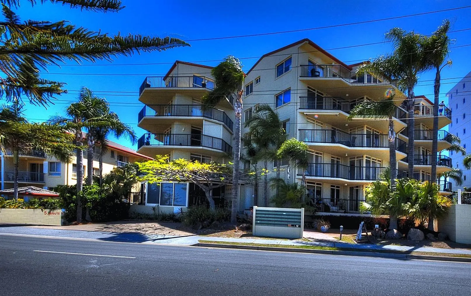 Bayview Apart-hotel 3*