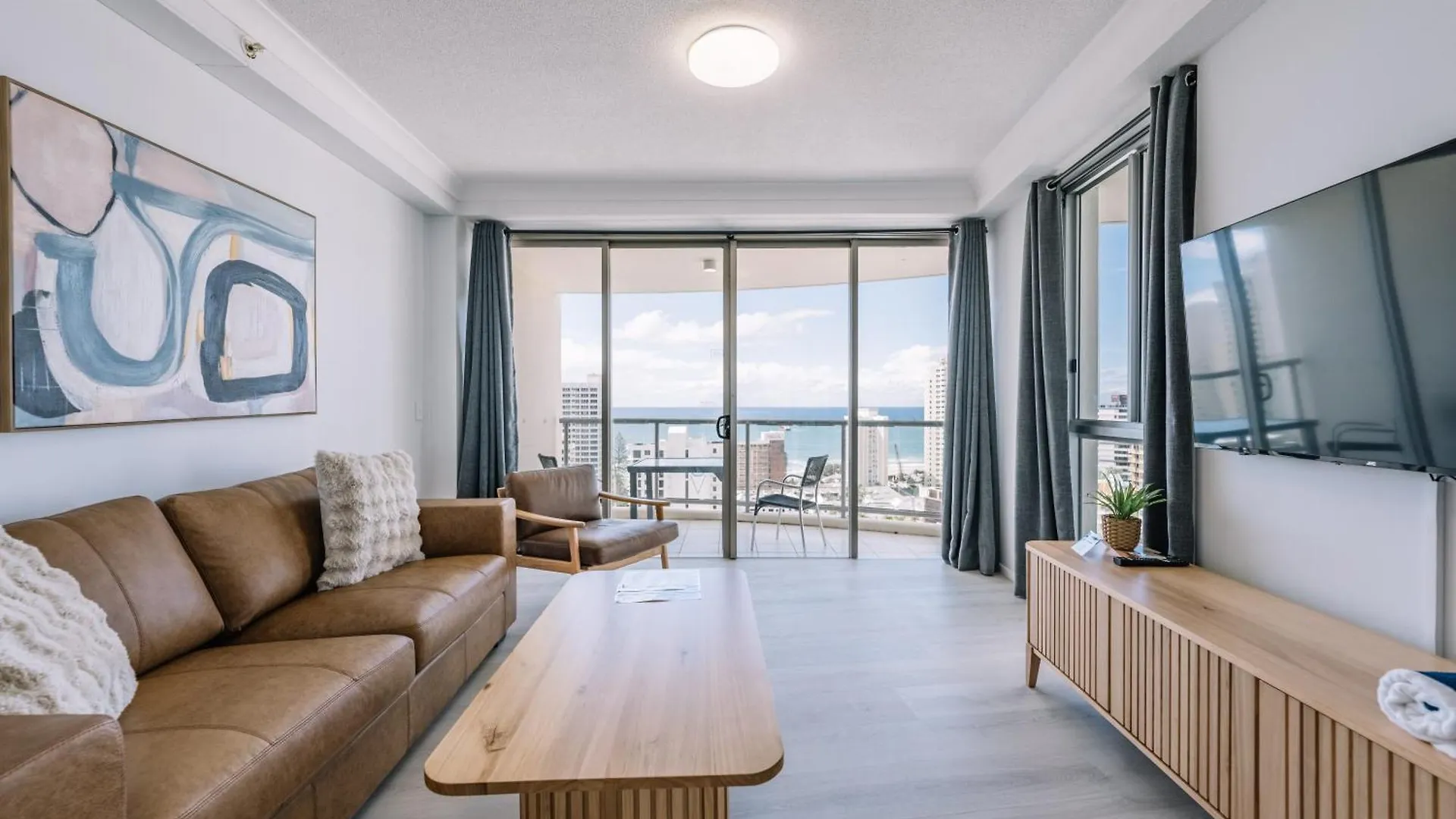 Style Chevron Surfers Paradise By Travels * Gold Coast