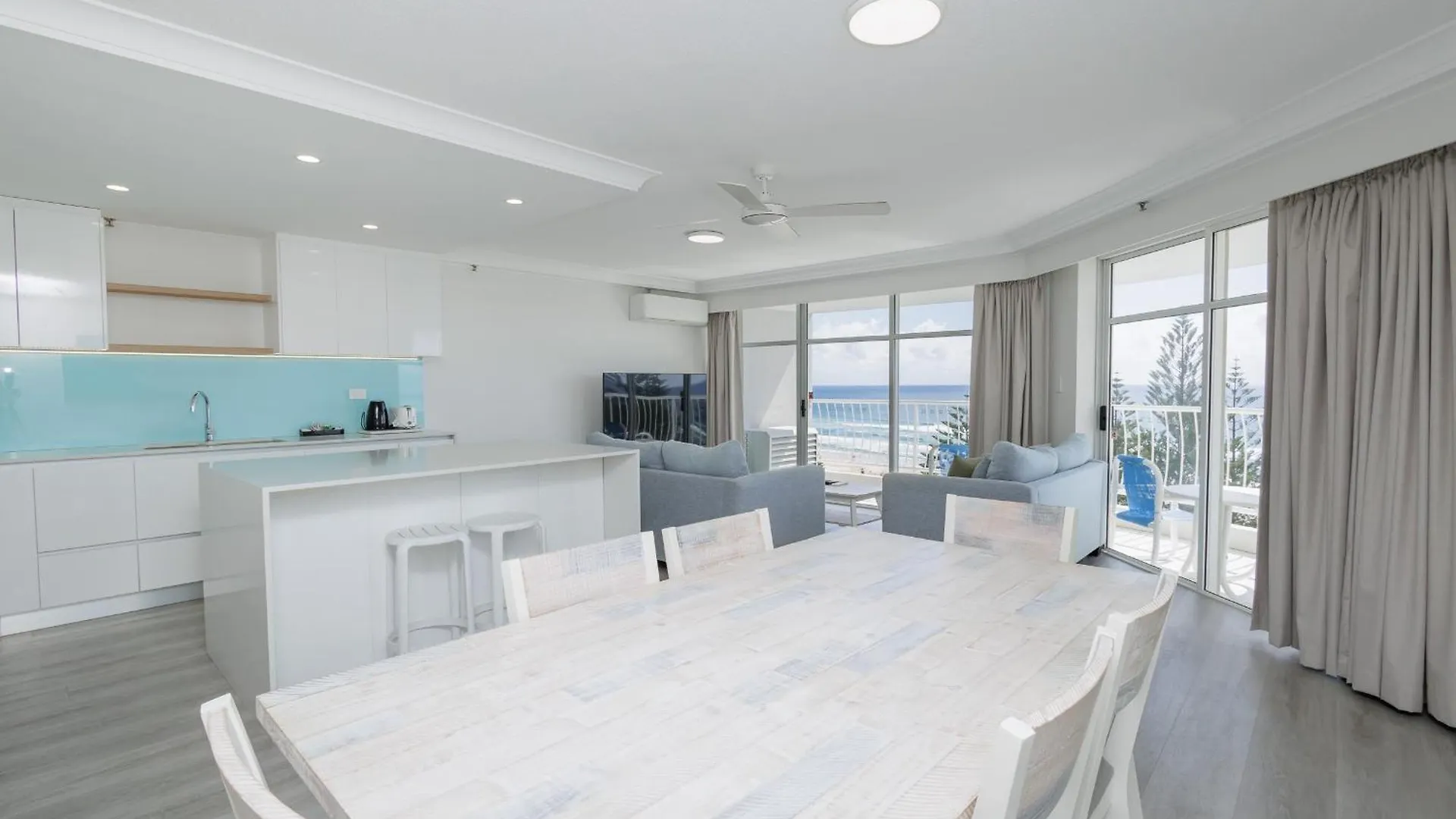 Burleigh Surf 4*